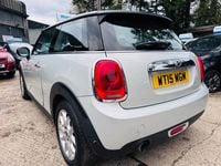 Usado Mini Cooper Hatch 136 HP (100 kW) 2015 Prateado Citadino