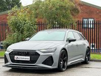 Używany Audi RS6 Comfort 600 KM (441 kW) 2020 Szary Kombi