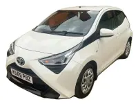 Used Toyota Aygo X-play 71 HP (52 kW) 2019 White Hatchback