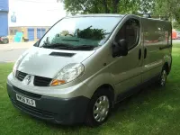Used Renault Trafic 2007 Silver MPV