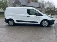 Usado Ford Transit Connect 75 HP (55 kW) 2015 Branco Monovolume