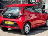 Used Toyota Aygo X-play 72 HP (52 kW) 2021 Red Hatchback