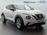 Begagnad Nissan Juke N-Connecta 114 HK (83 kW) 2021 Vit SUV