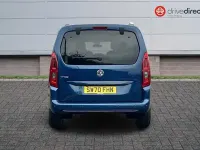 Used Vauxhall Combo Elite 130 HP (95 kW) 2020 Blue MPV