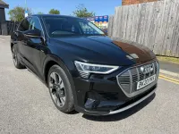 Usado Audi e-tron Advanced 300 kW (408 HP) 2020 Preto SUV