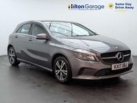 Begagnad Mercedes A160 Executive 2017 Grå Halvkombi