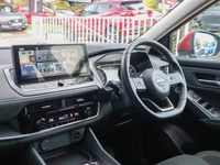 Used Nissan Qashqai Acenta Premium 187 HP (137 kW) 2025 Red SUV