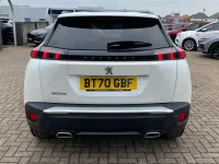 Begagnad Peugeot 2008 Allure Premium 2020 Vit SUV