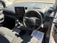 Used Citroën Berlingo Start 75 HP (55 kW) 2020 White MPV