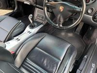 Begagnad Porsche 911 2005 Svart Cab