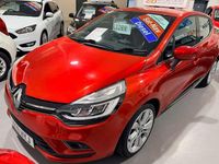 Used Renault Clio IV Signature 90 HP (66 kW) 2018 Red Hatchback