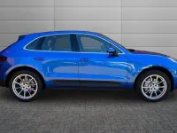 Used Porsche Macan 339 HP (249 kW) 2015 Sapphire blue SUV