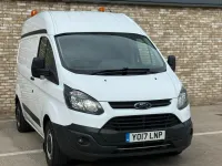 Used Ford Transit Custom 105 HP (77 kW) 2017 White Van