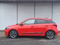 Used Hyundai i20 Premium 100 HP (73 kW) 2018 Red Hatchback