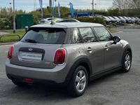 Begagnad Mini ONE Hatch 101 HK (74 kW) 2018 Silver Halvkombi