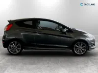 Begagnad Ford Fiesta ST-Line 100 HK (73 kW) 2017 Grå Halvkombi