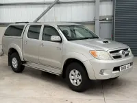 Used Toyota HiLux 171 HP (125 kW) 2008 Silver Pickup