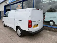 Used Vauxhall Vivaro 100 HP (73 kW) 2023 White MPV
