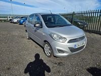 Usado Hyundai i10 Classic 2013 Prateado Citadino