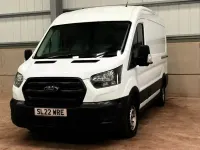 Usado Ford Transit 105 CV (77 kW) 2022 Blanco Van