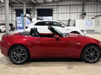 Used Mazda MX5 Inclusive 160 HP (117 kW) 2017 Red Cabriolet
