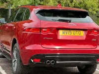 Used Jaguar F-Pace R-Sport 179 HP (131 kW) 2019 Red SUV
