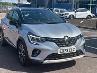 Używany Renault Captur Techno 142 KM (104 kW) 2023 Szary SUV