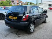 Used Kia Rio 97 HP (71 kW) 2009 Black Hatchback