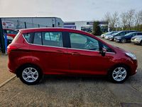 Usado Ford B-MAX Zetec 100 HP (73 kW) 2016 Vermelho Monovolume
