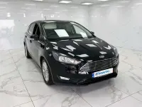 Used Ford Focus Zetec 125 HP (91 kW) 2017 Black Hatchback