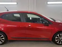 Used Renault Clio Evolution 90 HP (66 kW) 2022 Red Hatchback