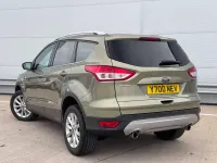 Used Ford Kuga Titanium 180 HP (132 kW) 2015 Green SUV