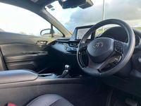 Used Toyota C-HR Design 120 HP (88 kW) 2023 Black SUV