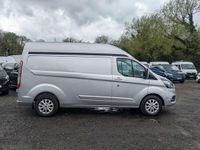 Begagnad Ford Transit Custom Limited 130 HK (95 kW) 2022 Silver Van