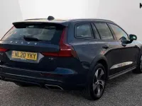 Used Volvo V60 CC Plus 250 HP (183 kW) 2020 Blue Estate