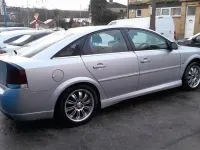 Used Vauxhall Vectra SRi 122 HP (89 kW) 2008 Silver Hatchback