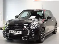 Used Mini Cooper S Exclusive 192 HP (141 kW) 2019 Black Hatchback