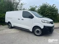 Used Vauxhall Vivaro 100 HP (73 kW) 2023 White MPV
