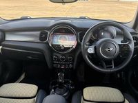 Usado Mini Cooper S Resolute Edition 178 HP (130 kW) 2023 Preto Citadino