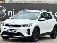 Usado Kia Stonic 118 CV (86 kW) 2018 Blanco SUV
