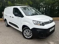 Used Citroën Berlingo 100 HP (73 kW) 2020 White MPV