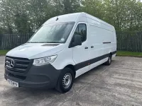 Begagnad Mercedes Sprinter Progressive 2020 Vit Van