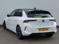 Used Vauxhall Astra GSe 225 HP (165 kW) 2023 White Hatchback