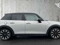 Używany Mini Cooper S Exclusive 189 KM (139 kW) 2020 Srebrny Hatchback