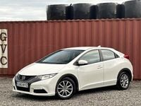Used Honda Civic SE 100 HP (73 kW) 2013 White Hatchback