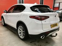 Used Alfa Romeo Stelvio 210 HP (154 kW) 2019 White SUV