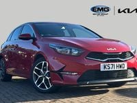 Used Kia Ceed 158 HP (116 kW) 2022 Red Hatchback
