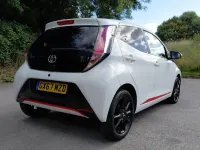 Used Toyota Aygo x-press 69 HP (50 kW) 2017 White Hatchback