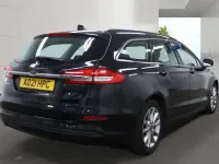 Usado Ford Mondeo Zetec 180 CV (132 kW) 2021 Negro Familiar