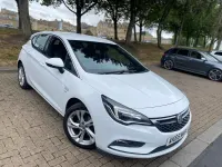 Used Vauxhall Astra SRi 2015 White Hatchback